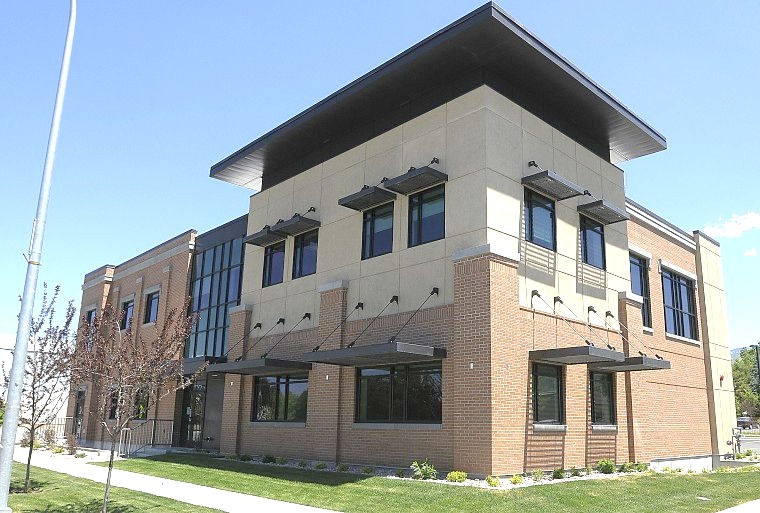 Smithfield City Hall and Court